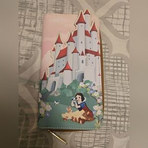 Snow White Castle Wallet